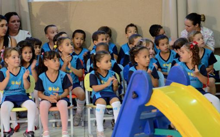 Lei sancionada fixa em cinco anos a idade máxima para atendimento da educação infantil