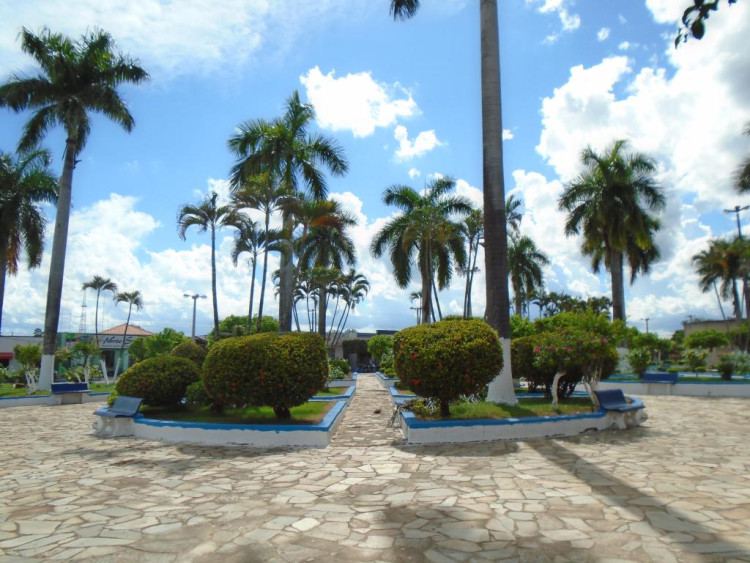 Praça José Figueiredo de cara nova